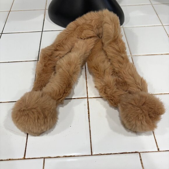 NWOT Camel/Tan Color Rabbit Fur Scarf - Picture 4 of 4
